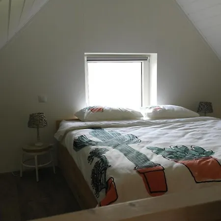Rustig En Landelijk Gelegen Vakantiehuisje Naar Buiten! Frühstückspension Lage Mierde