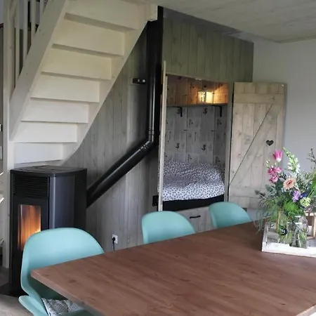 Frühstückspension Rustig En Landelijk Gelegen Vakantiehuisje Naar Buiten! Lage Mierde